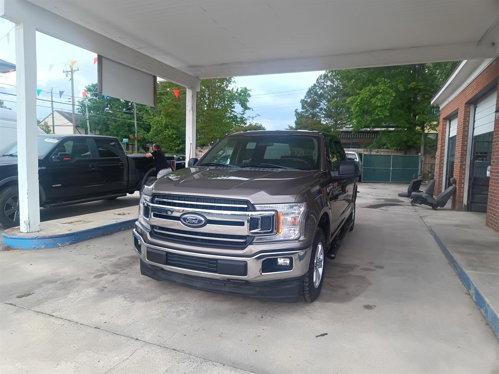 2018 Ford F150 XLT photo