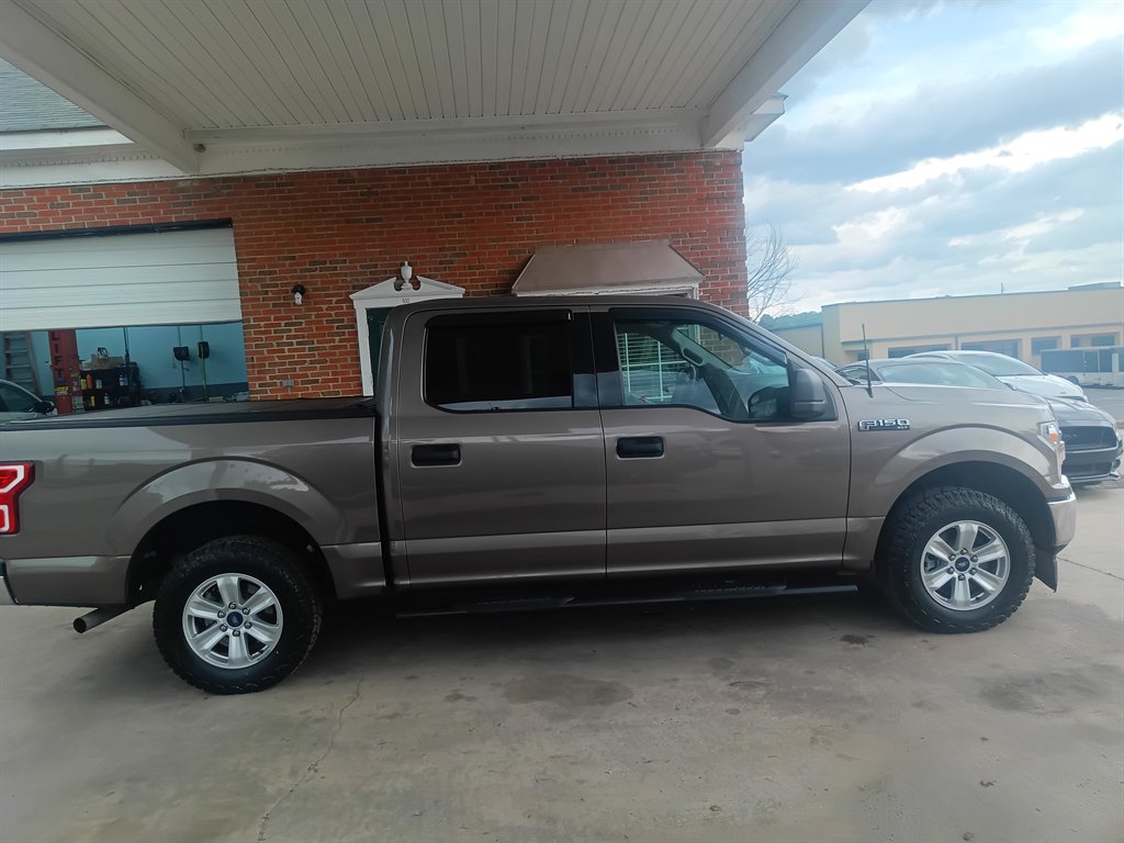 2018 Ford F150 XLT photo