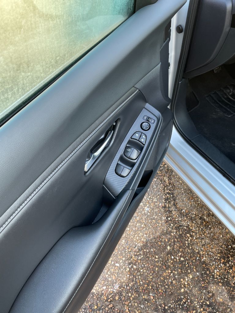 2021 Nissan Sentra SV photo
