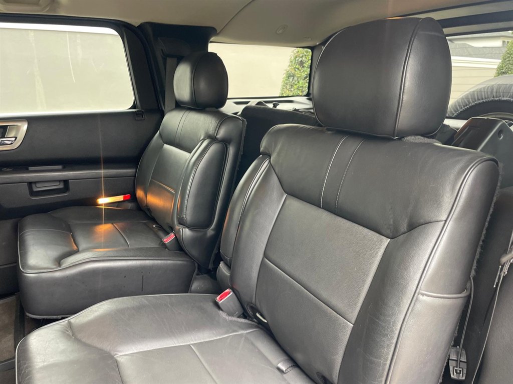 2009 HUMMER H2 Luxury photo