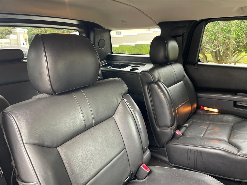 2009 HUMMER H2 Luxury photo