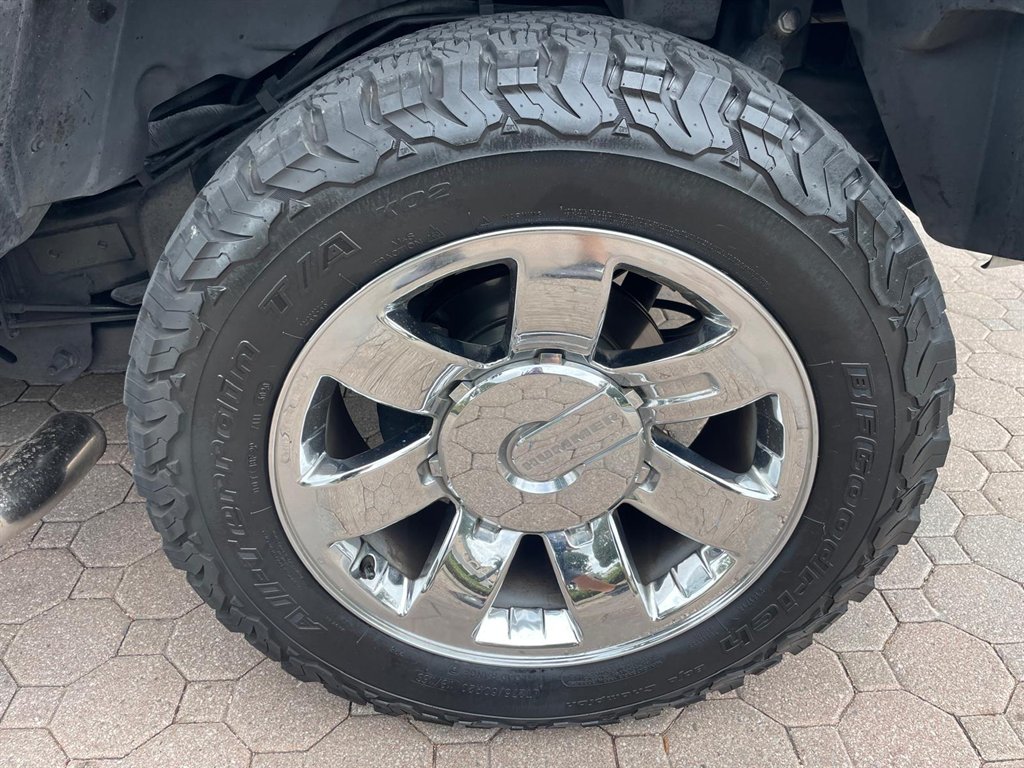 2009 HUMMER H2 Luxury photo