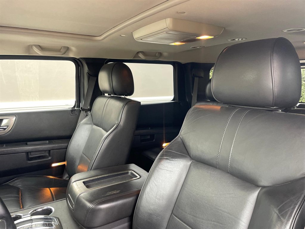 2009 HUMMER H2 Luxury photo