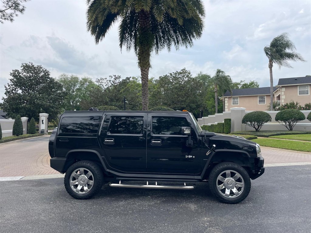 2009 HUMMER H2 Luxury photo