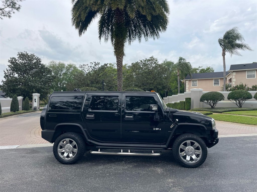 2009 HUMMER H2 Luxury photo