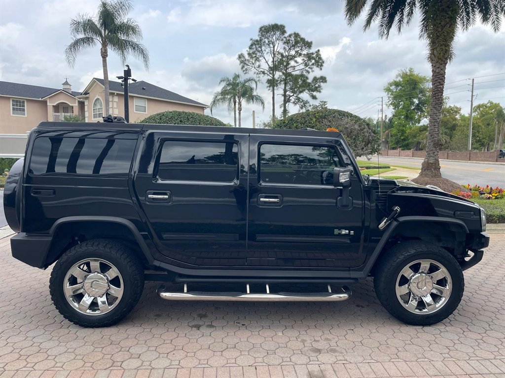 2009 HUMMER H2 Luxury photo