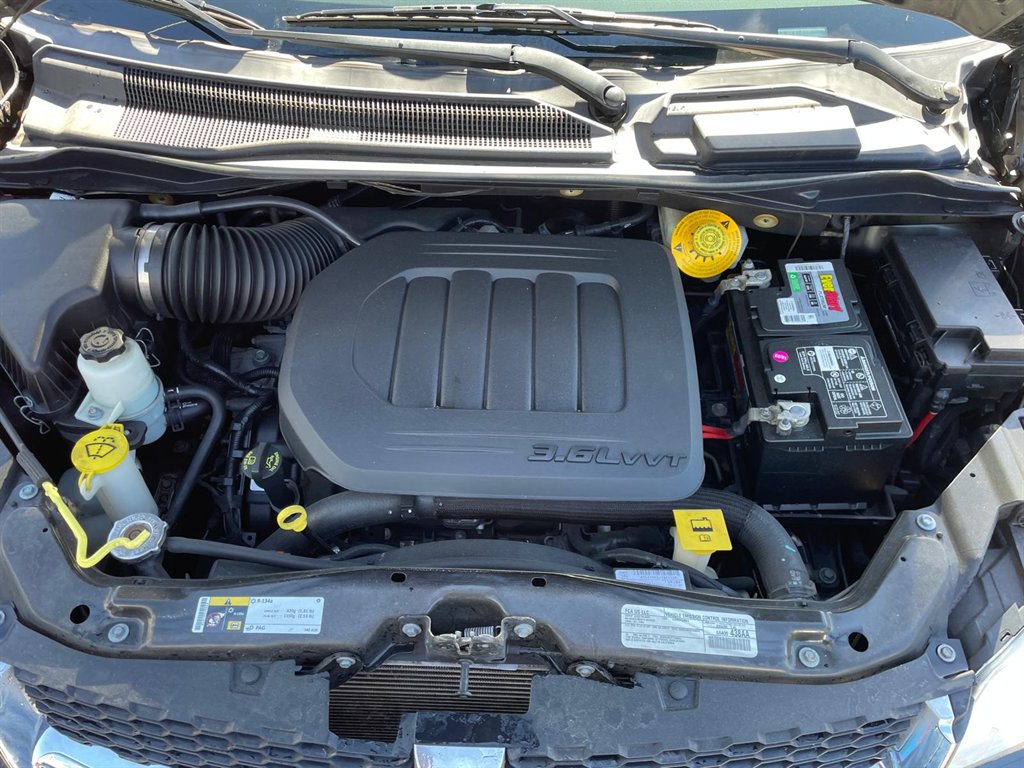 2019 Dodge Grand Caravan - $8,000