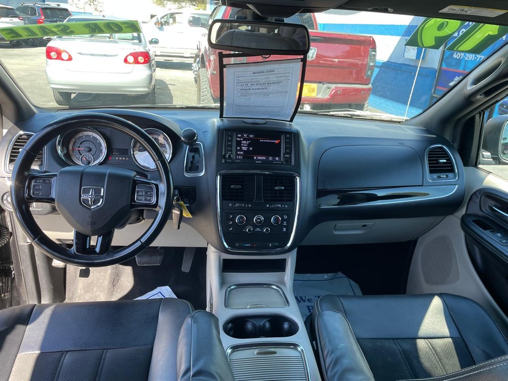 2019 Dodge Grand Caravan - $8,000