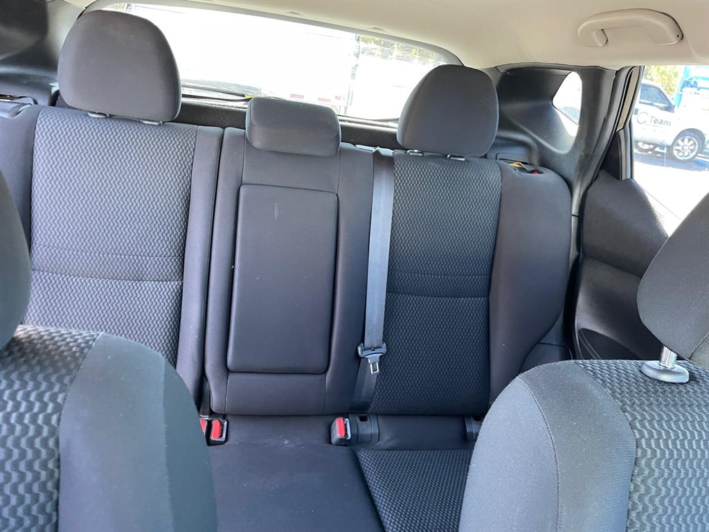 2017 Nissan Rogue Sport S photo