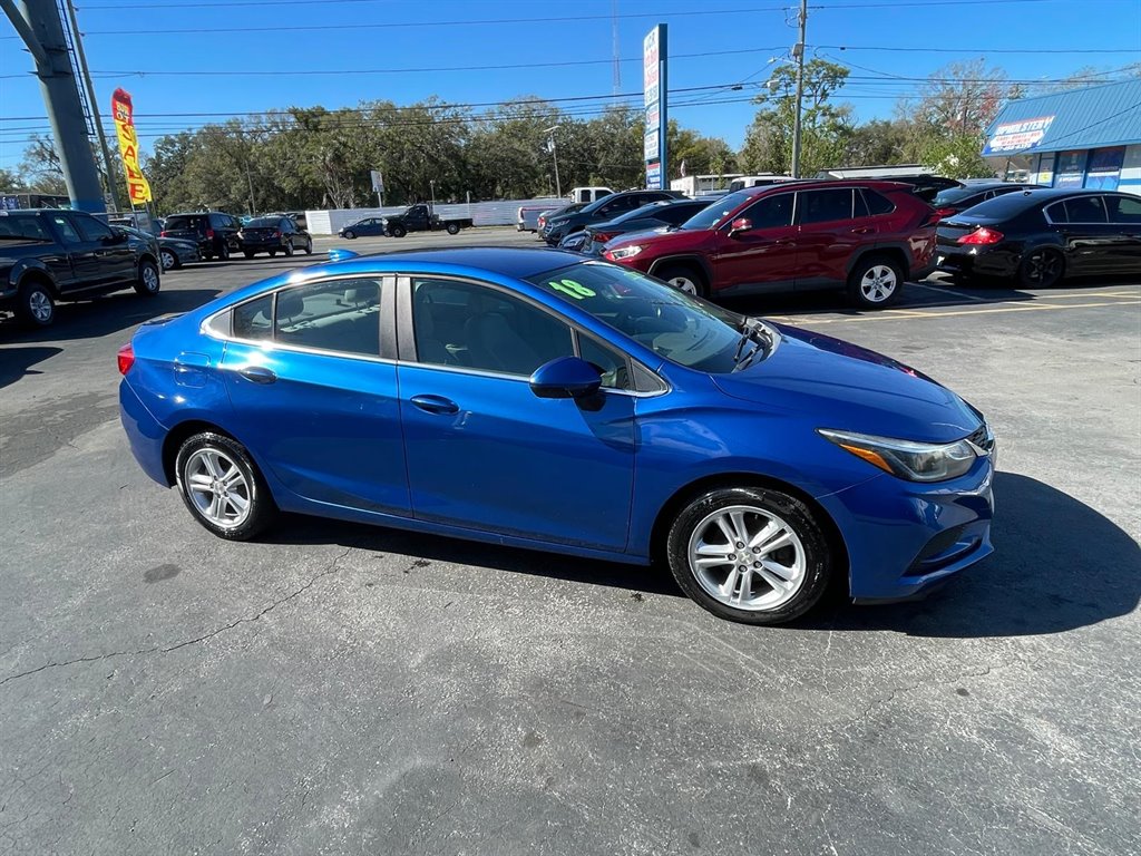 2018 Chevrolet Cruze - $8,500