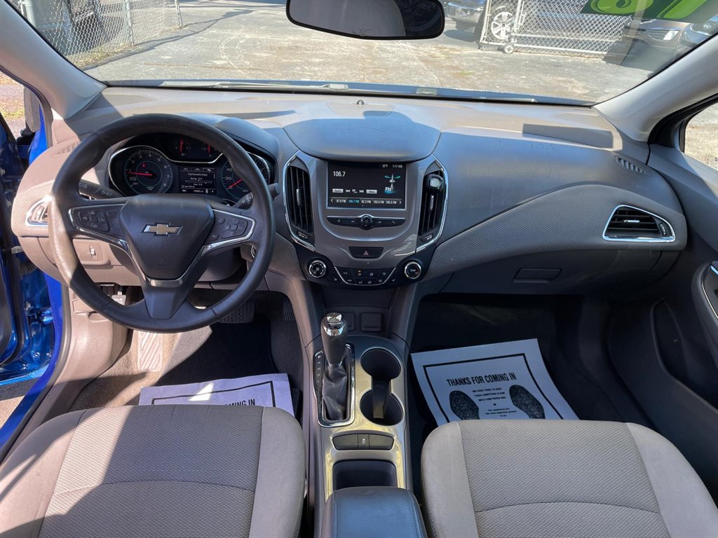 2018 Chevrolet Cruze - $8,500