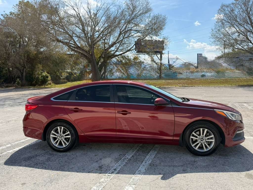 2016 Hyundai Sonata - $10,500