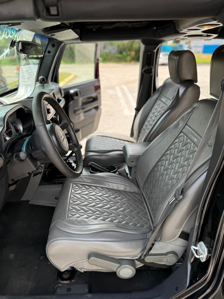 2007 Jeep Wrangler Unlimited Sahara photo