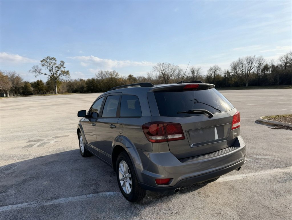2013 Dodge Journey - $6,000