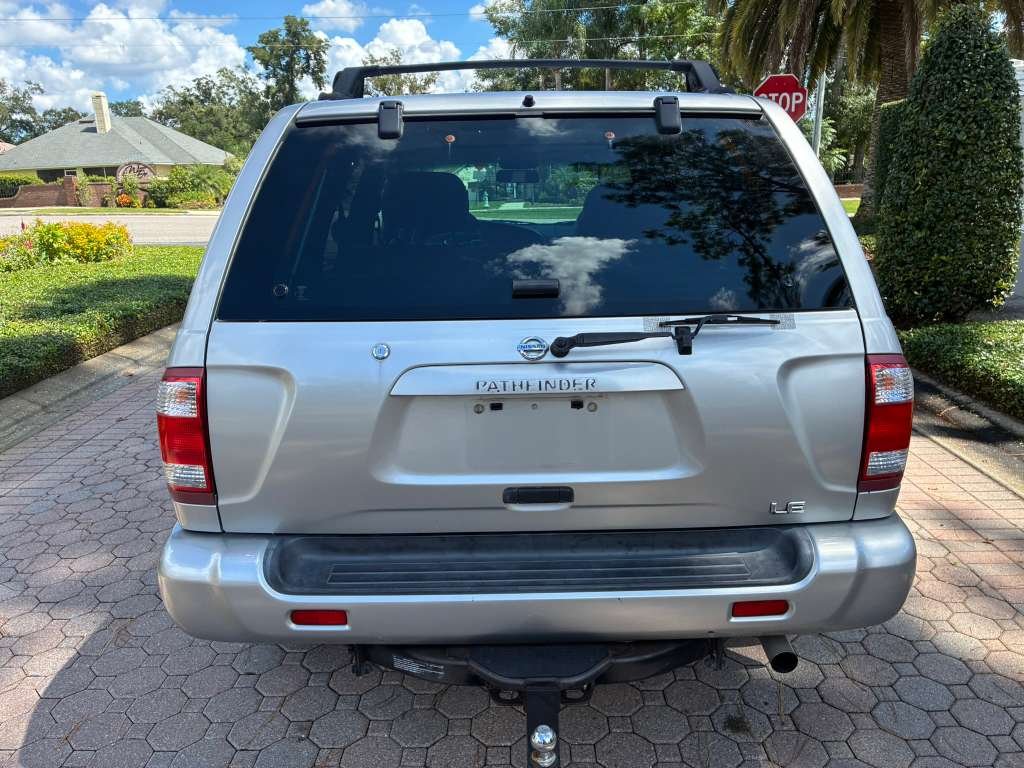 2002 Nissan Pathfinder - $4,000
