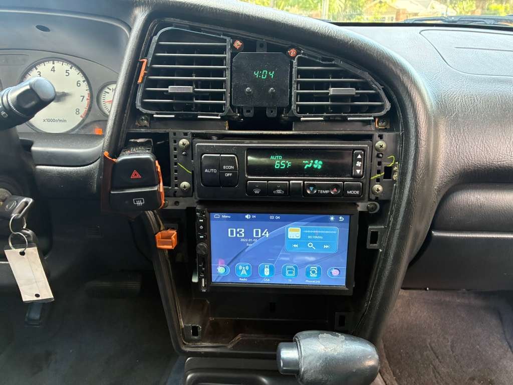 2002 Nissan Pathfinder - $4,000