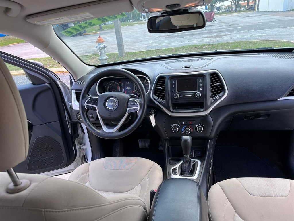2016 Jeep Cherokee - $6,500