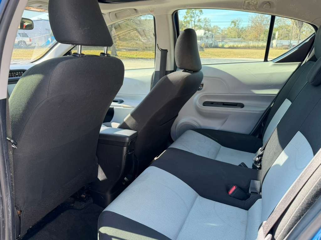 2013 Toyota Prius - $5,500
