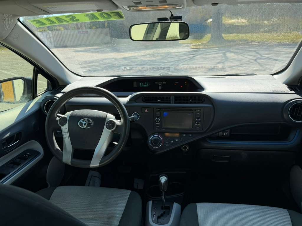 2013 Toyota Prius - $5,500