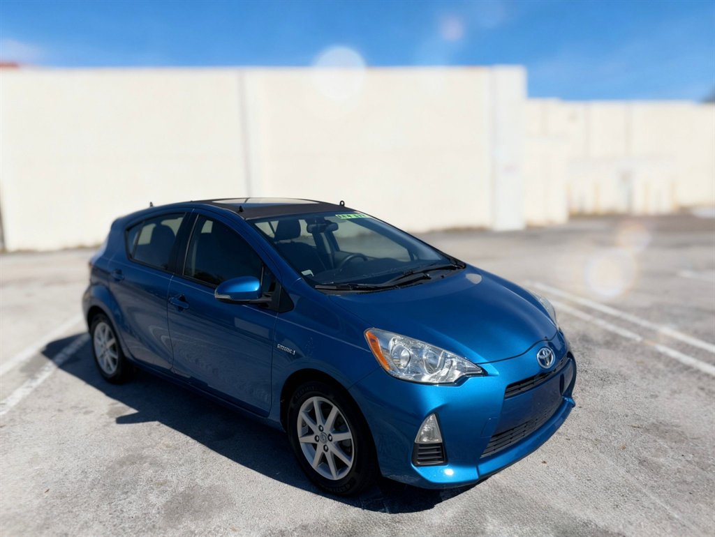 2013 Toyota Prius - $5,500