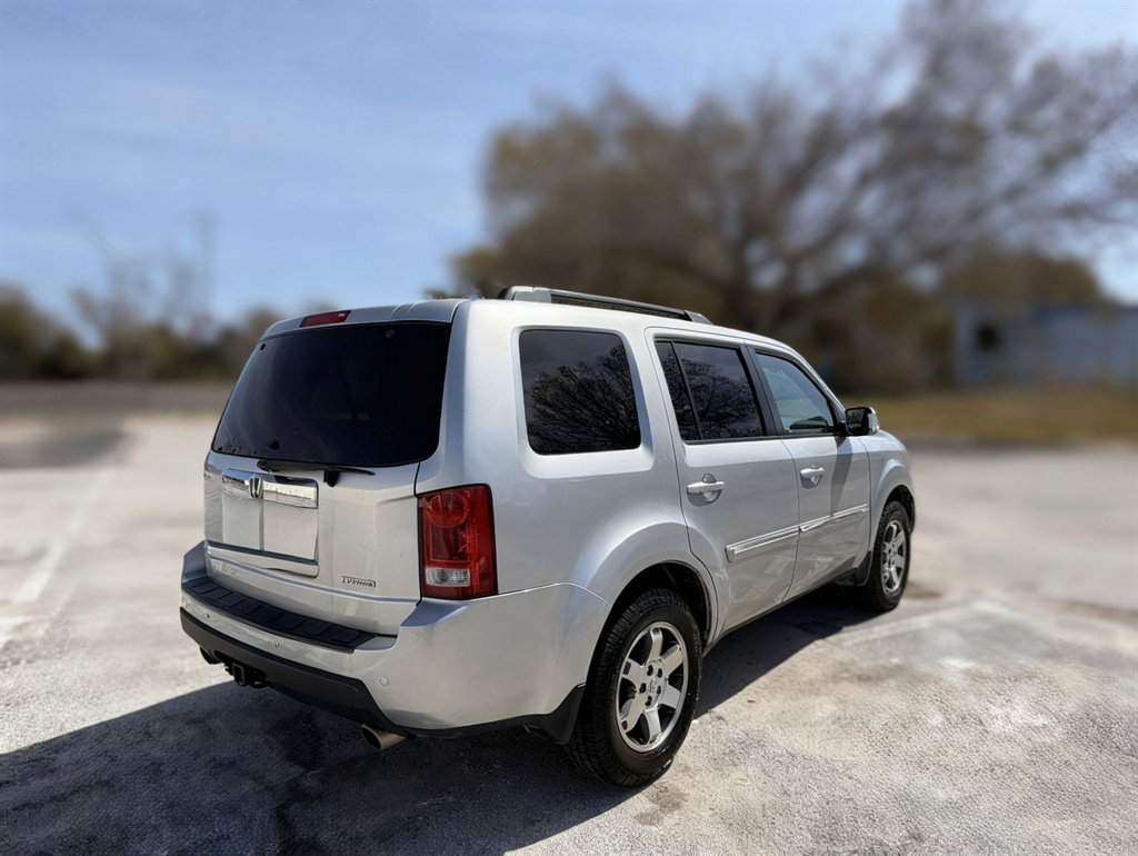 2011 Honda Pilot - $6,000