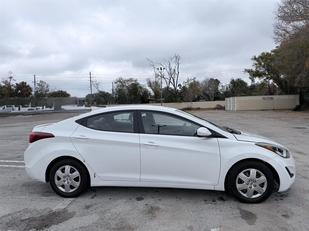 2016 Hyundai Elantra - $7,500