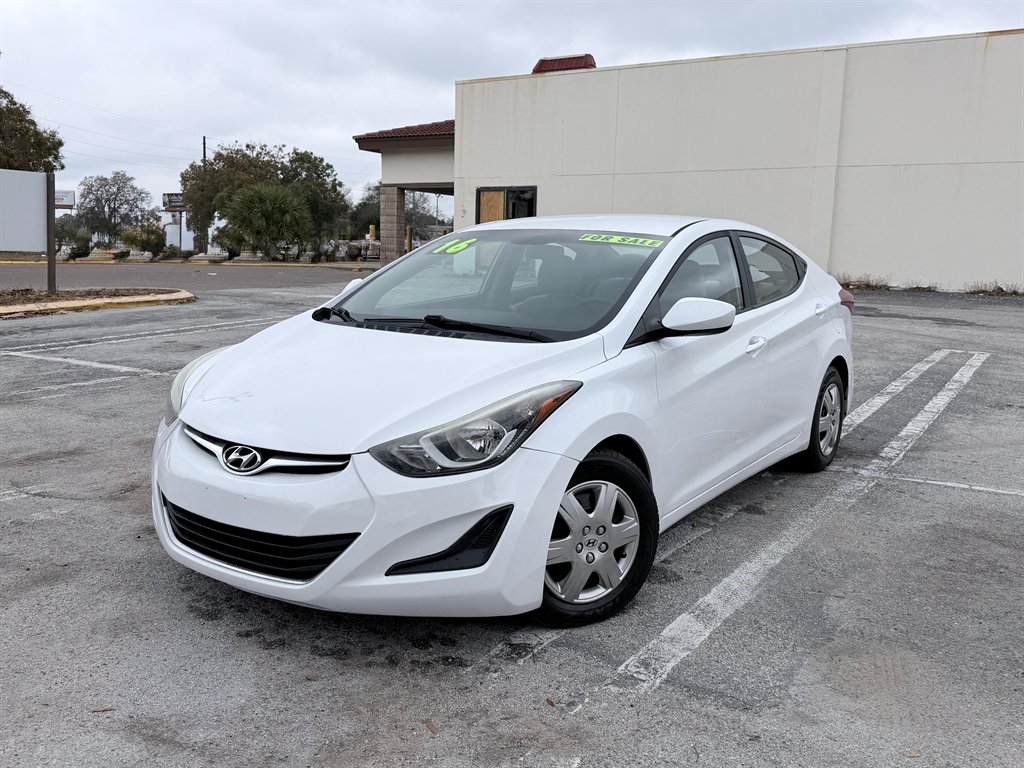 2016 Hyundai Elantra - $7,500