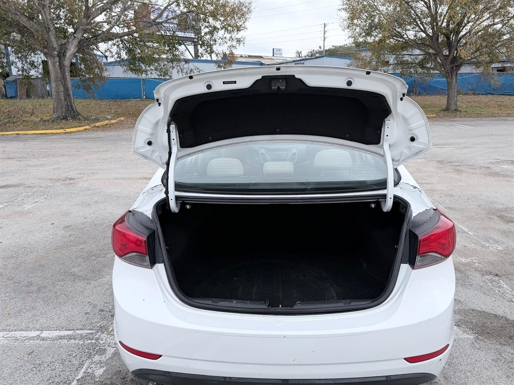 2016 Hyundai Elantra - $7,500