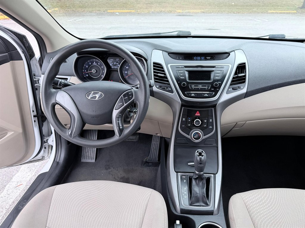 2016 Hyundai Elantra - $7,500