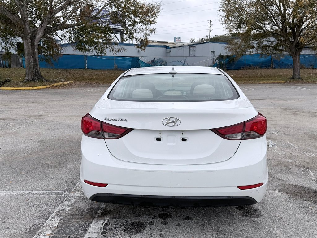 2016 Hyundai Elantra - $7,500