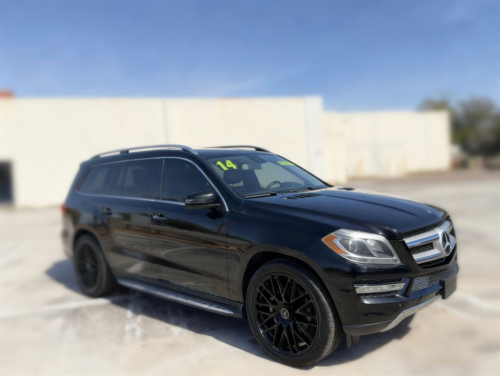 2014 Mercedes-Benz GL-Class - $10,000