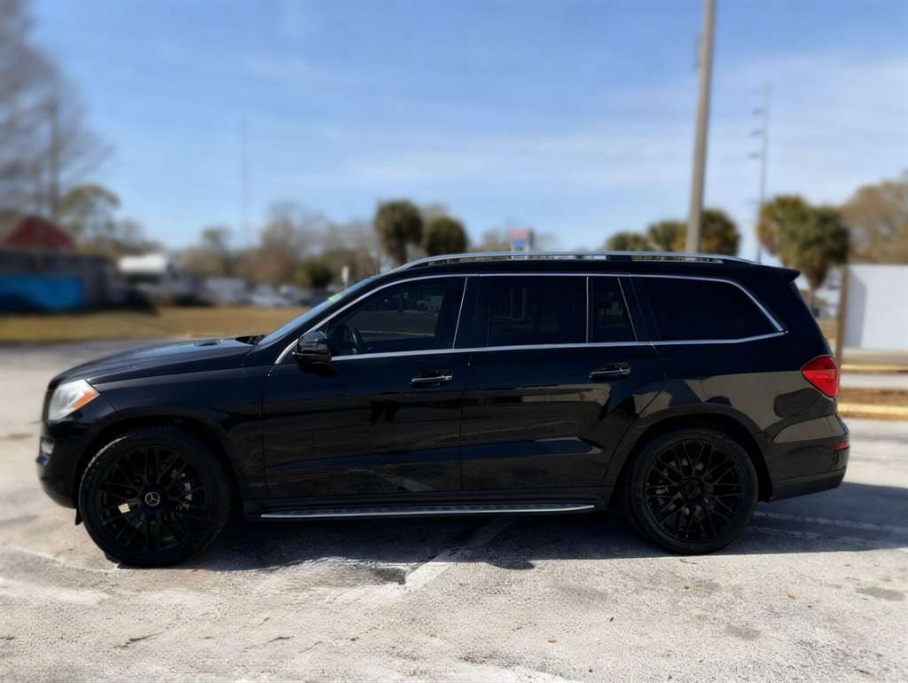 2014 Mercedes-Benz GL-Class - $10,000