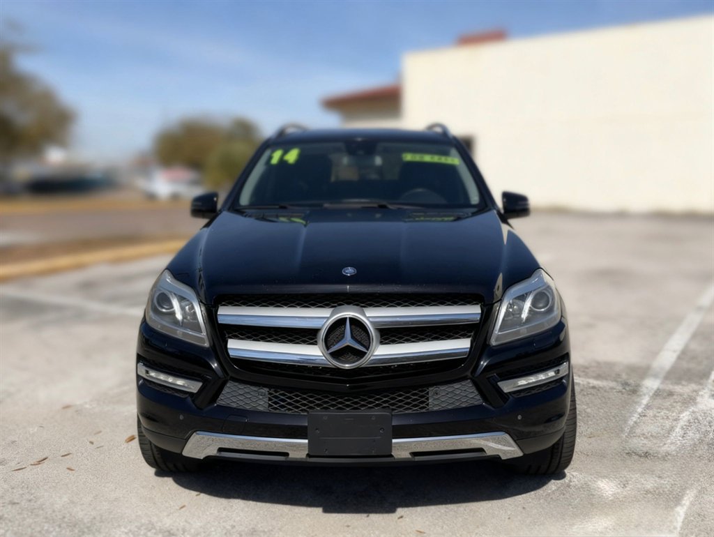 2014 Mercedes-Benz GL-Class - $10,000