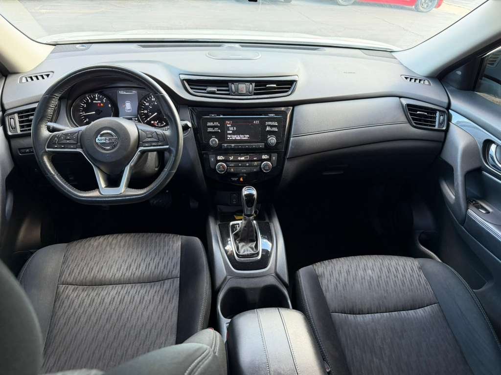 2017 Nissan Rogue - $10,500