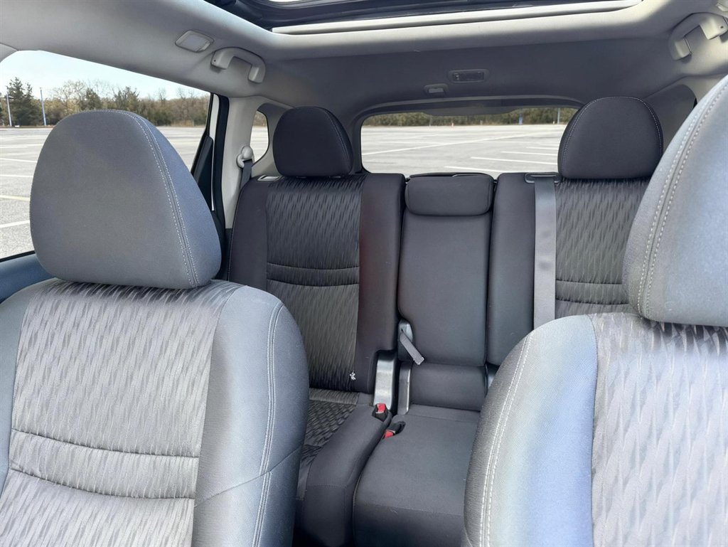 2017 Nissan Rogue - $10,500