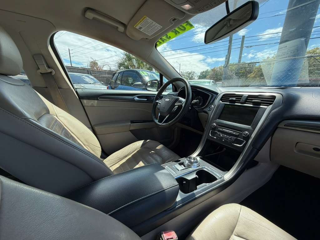 2017 Ford Fusion - $9,500