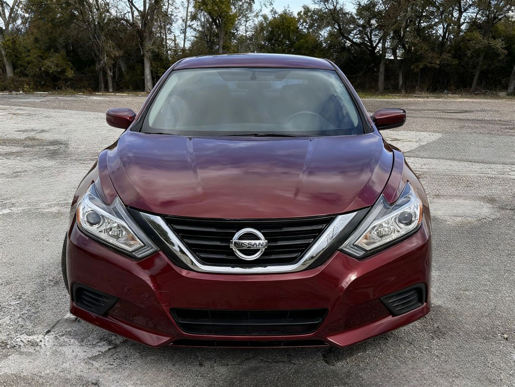 2018 Nissan Altima - $9,500