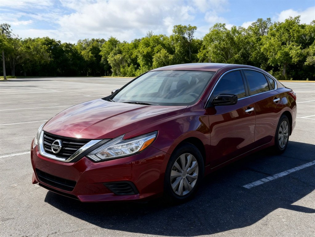 2018 Nissan Altima - $9,500
