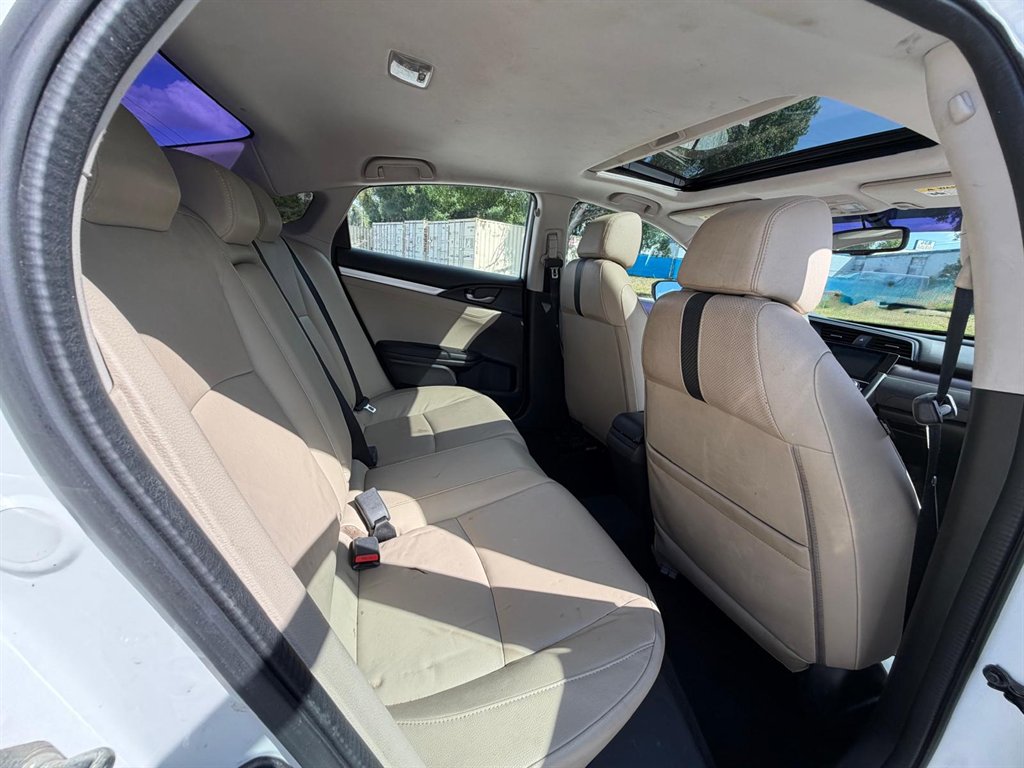 2016 Honda Civic - $10,500