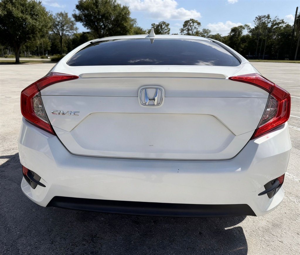 2016 Honda Civic - $10,500