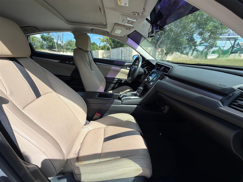 2016 Honda Civic - $10,500