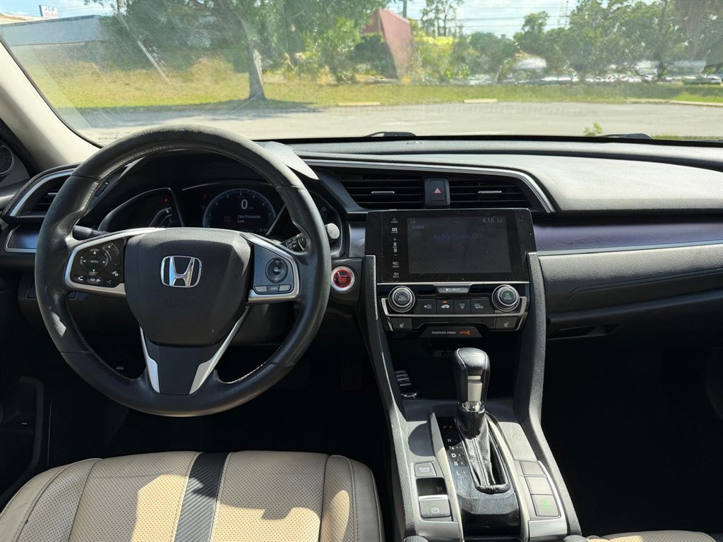 2016 Honda Civic - $10,500