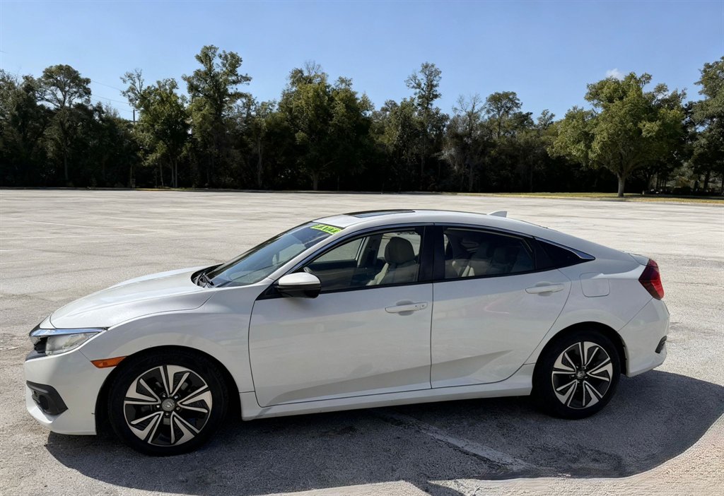 2016 Honda Civic - $10,500