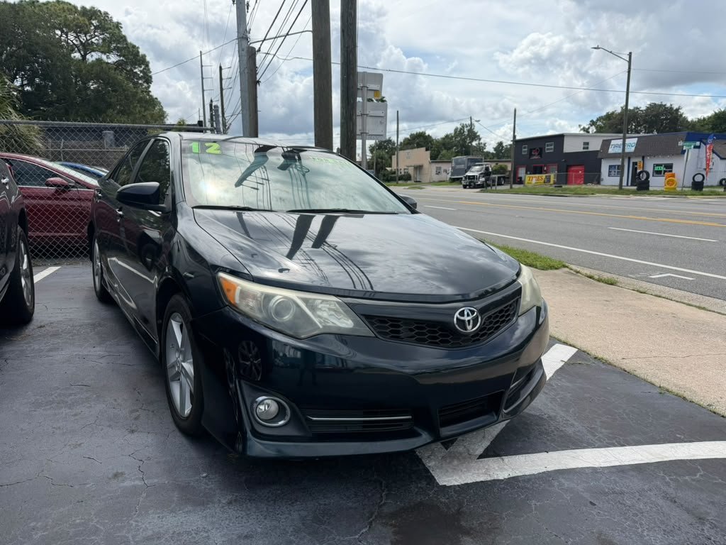 2012 Toyota Camry - $7,500