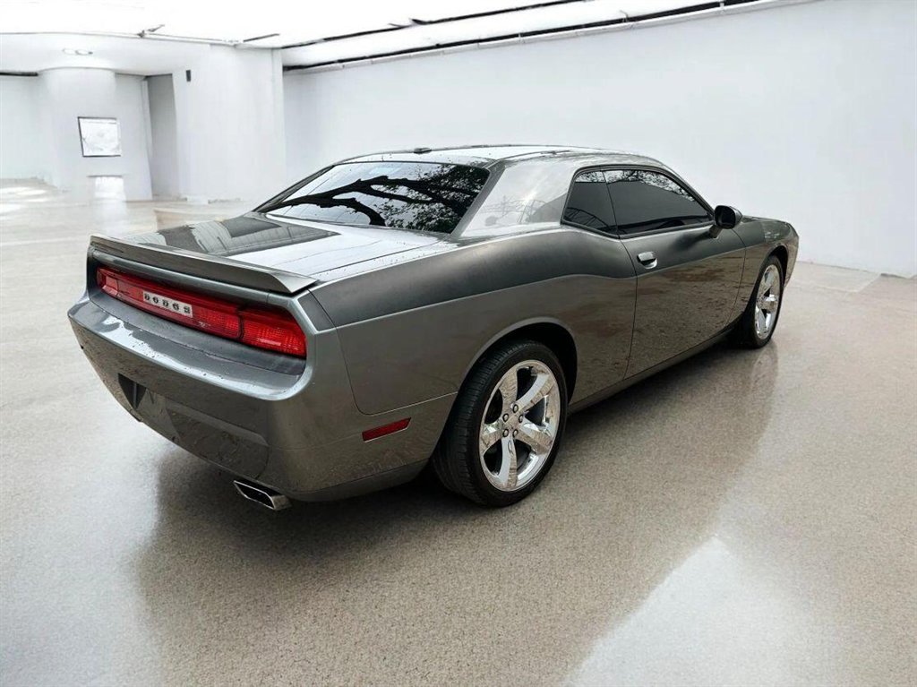2012 Dodge Challenger - $7,900