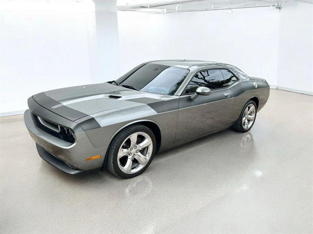 2012 Dodge Challenger - $7,900