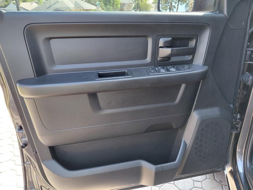 2019 Ram 1500 Classic - $8,900