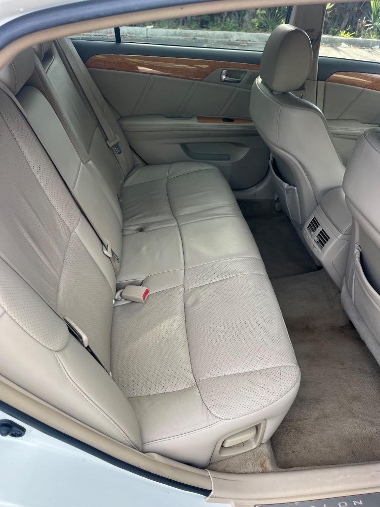 2007 Toyota Avalon - $3,750