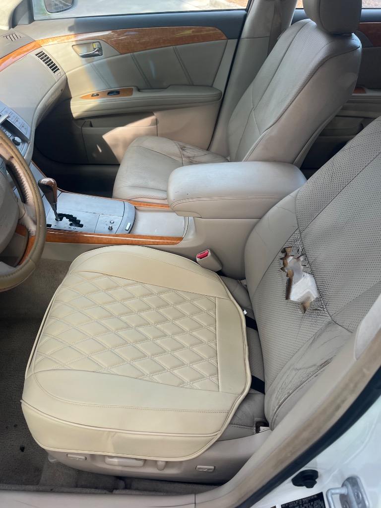 2007 Toyota Avalon - $3,750
