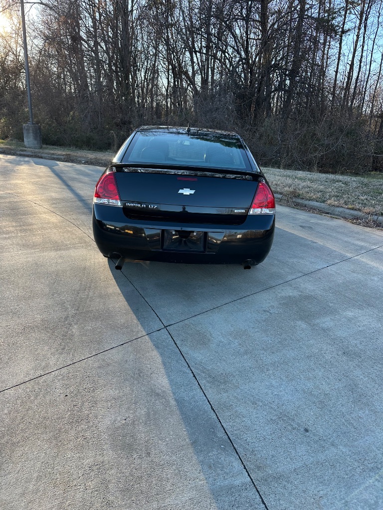 2016 Chevrolet Impala Limited LTZ photo